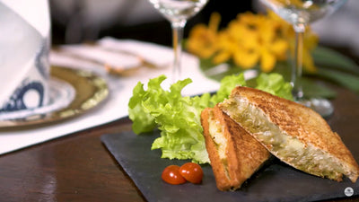 グリーンカレーのホットツナサンド