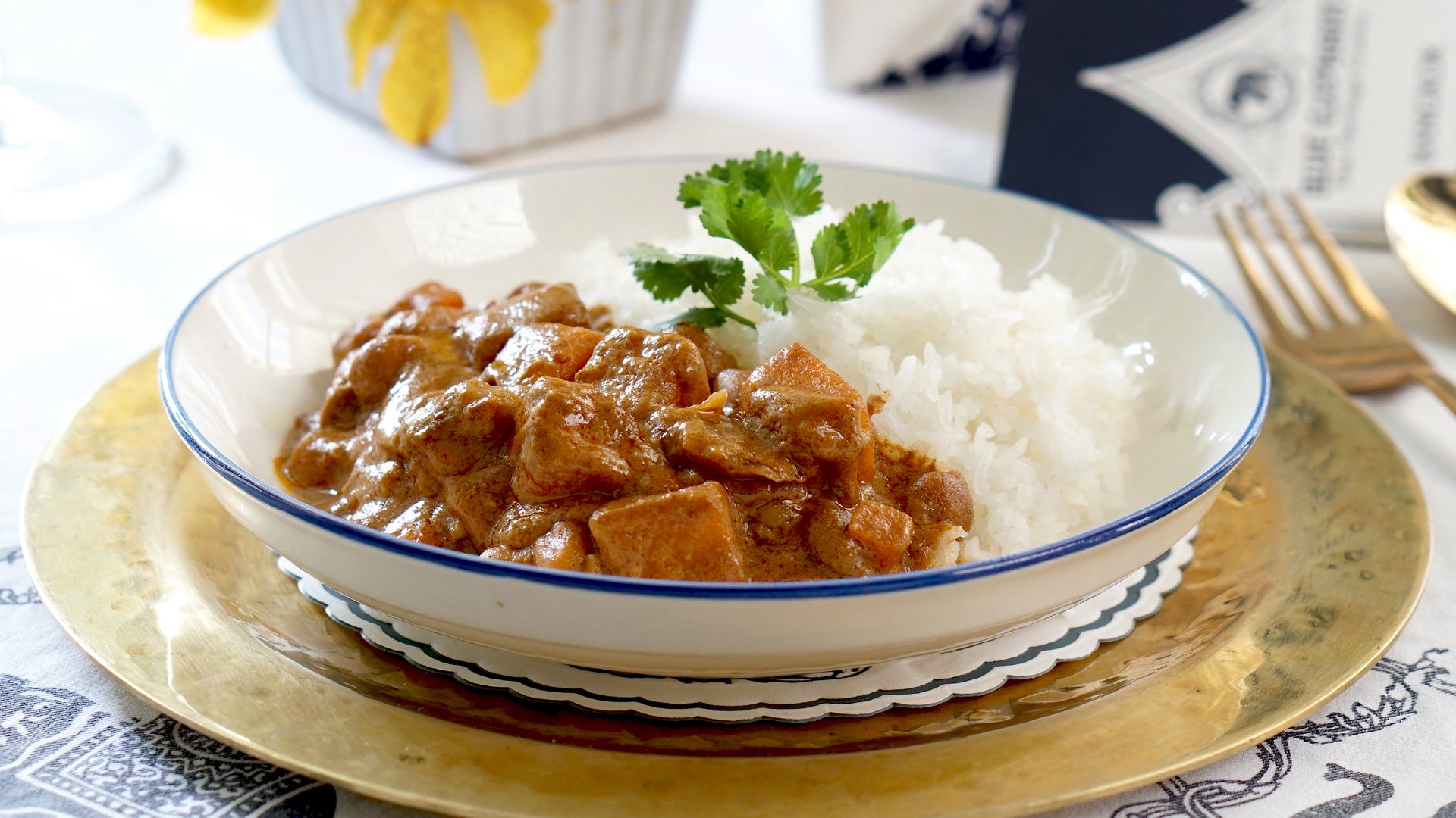 マスターシェフ・ヌーロウのマッサマンカレー 180g（1人前）